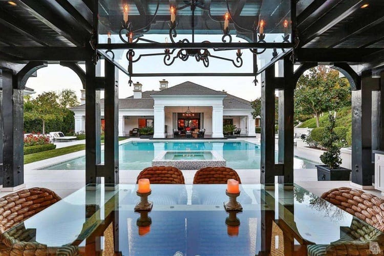 wayne-gretzky-house-pool