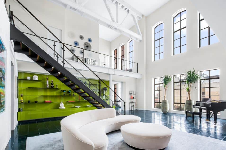 213-west-23rd-street-condo-living-room
