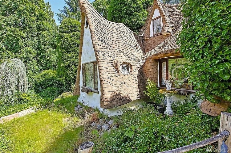 snow-white-cottage-ocalla-washington