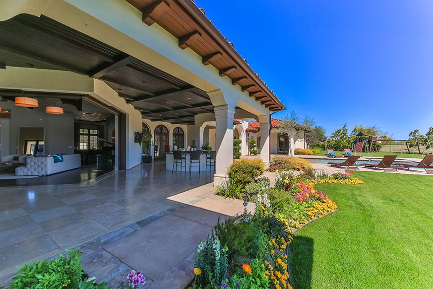 outdoor-britney-spears-house