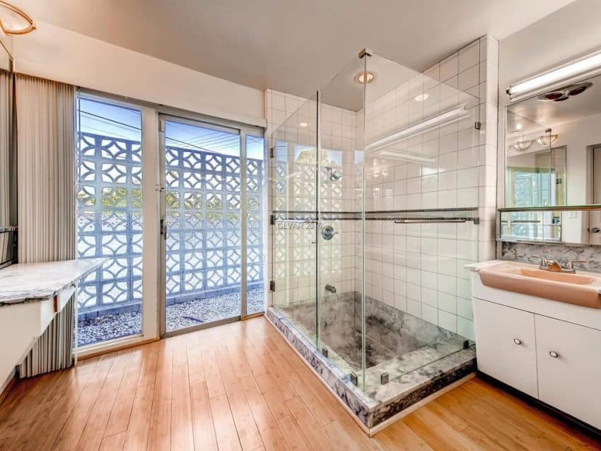 541-m-avenue-boulder-city-nevada-bathroom