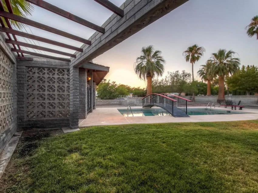 541-m-avenue-boulder-city-nevada-pool