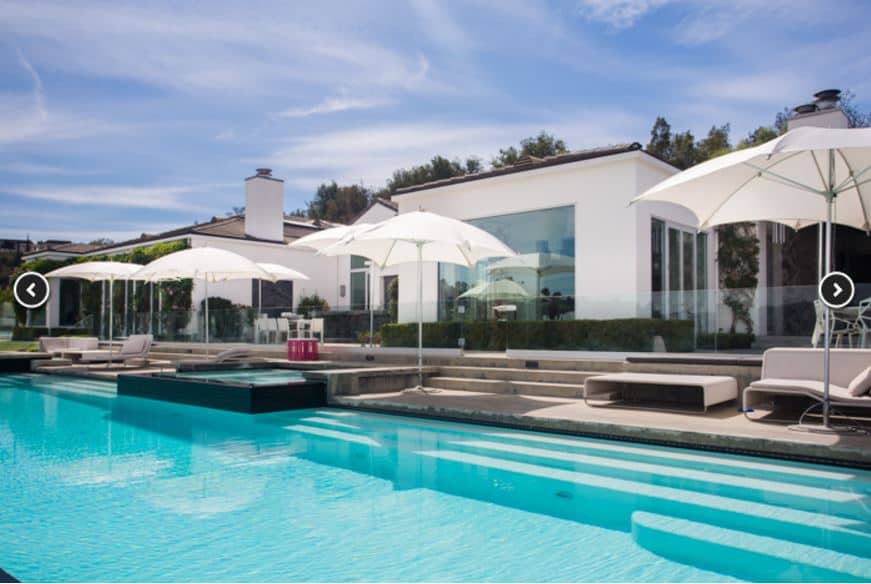 gwen-stefani-house-pool