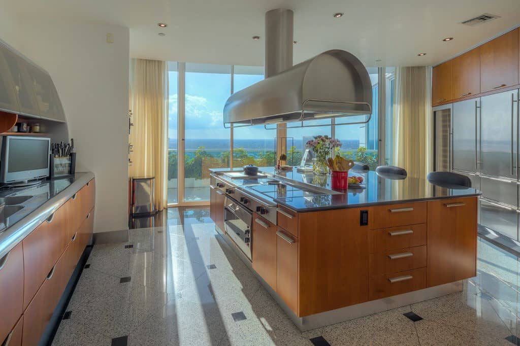 pharell-williams-brickell-condo3