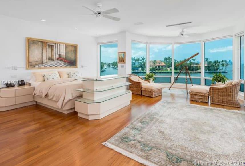 20-tahiti-beach-coral-gables-bedroom