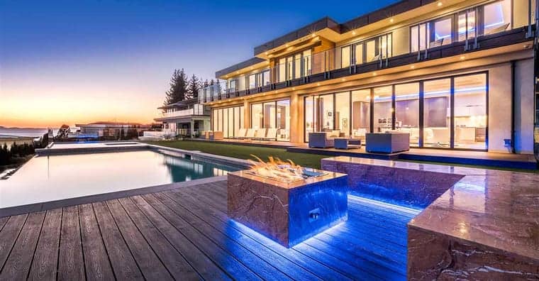 1417-Chartwell-Drive-house-in-west-Vancouver