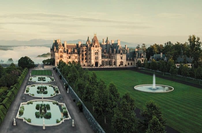 biltmore-estate-america-largest-home-700x463.jpg