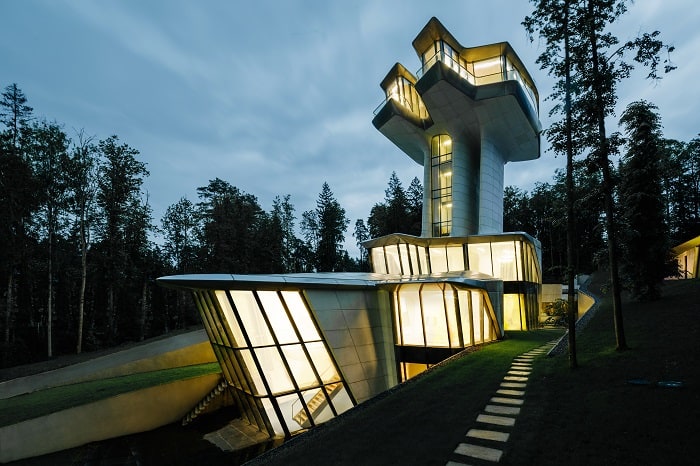 zaha-hadid-designed-house-russia