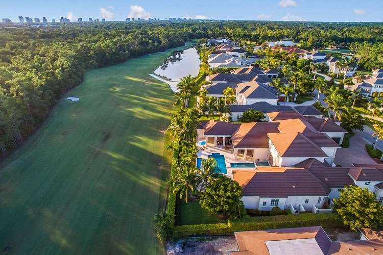 naples florida home in exclusive community