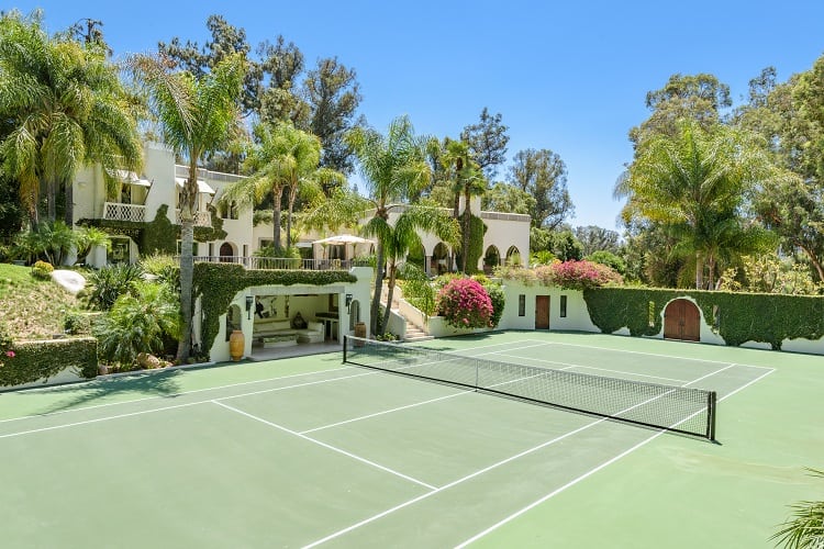 cher's former home at 2727 benedict canyon drive