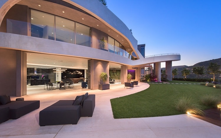 futuristic mansion at 12255 Sky Lane, Brentwood CA. 