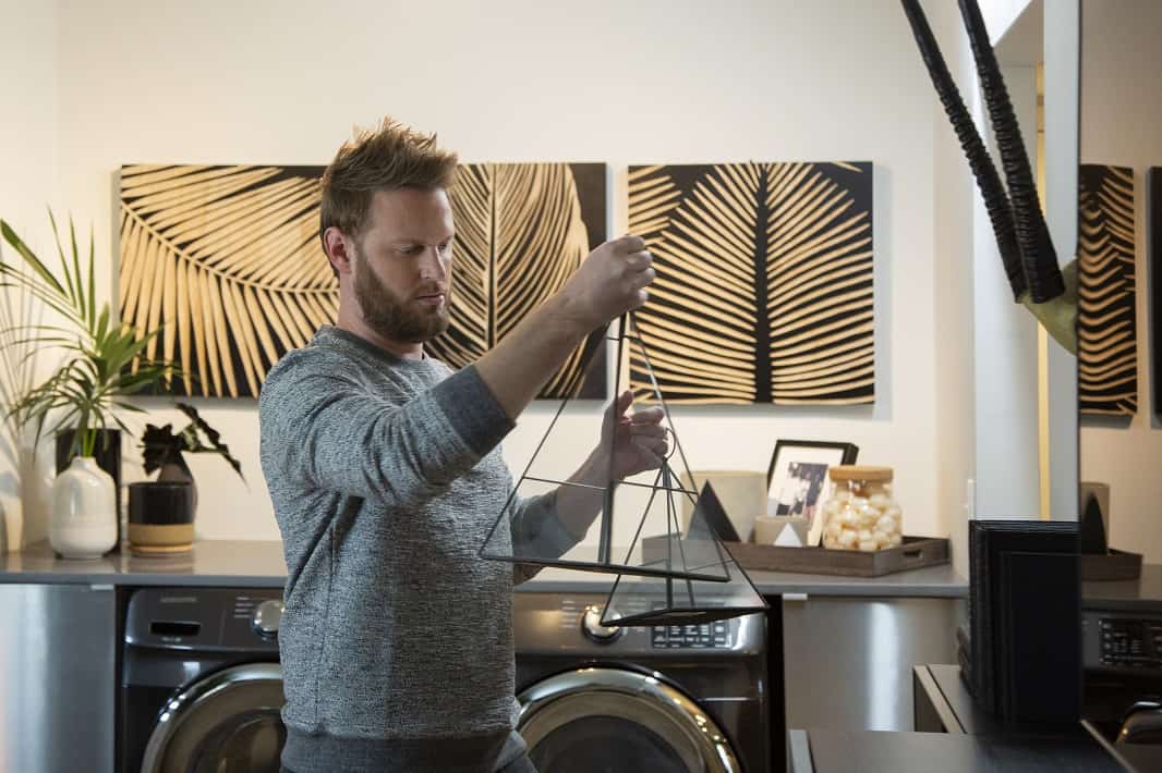 bobby berk queer eye design expert tips on wall decor