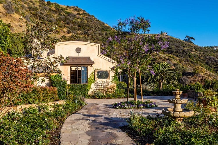 luxury Malibu Estate Previously Owned by Kelsey Grammer