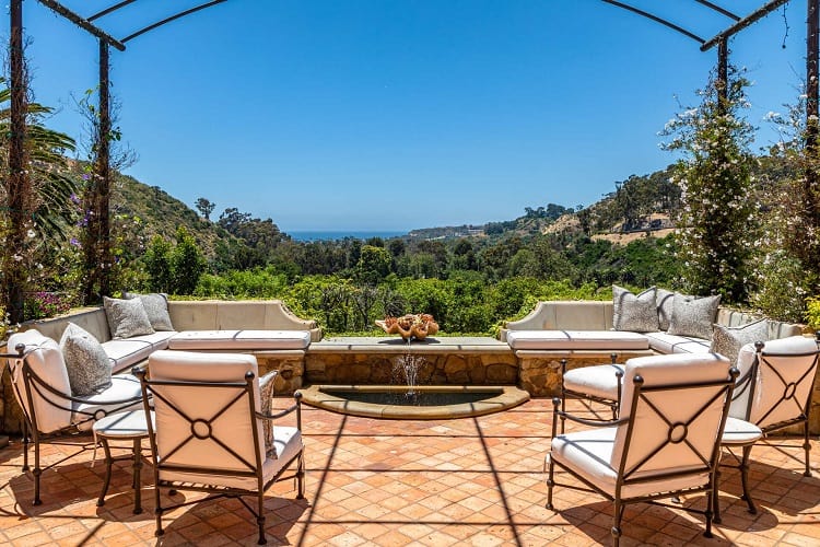 luxury Malibu Estate Previously Owned by Kelsey Grammer