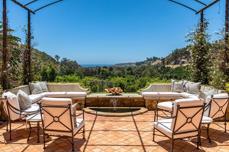 luxury Malibu Estate Previously Owned by Kelsey Grammer