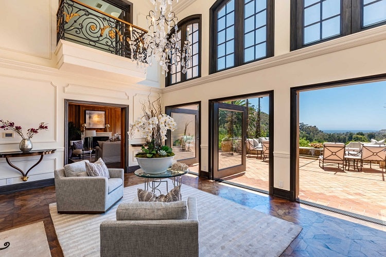 luxury Malibu Estate Previously Owned by Kelsey Grammer