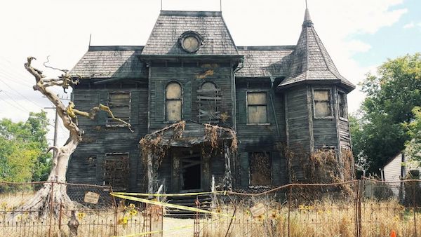 Is It Real? The Creepy House in Stephen King's 'It'