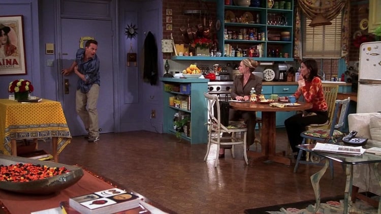 entrance and kitchen of monica's apartment in friends