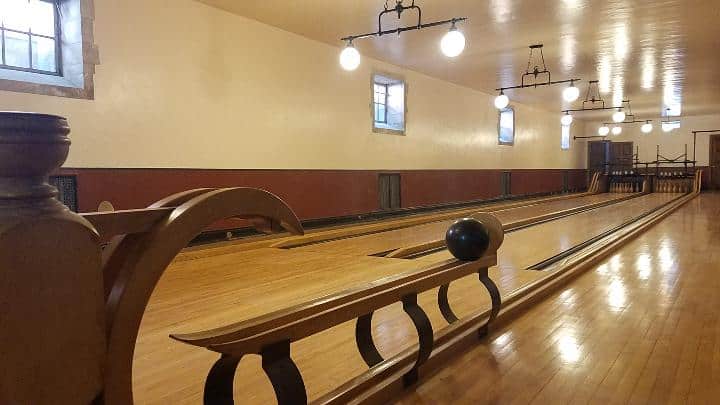 The bowling alley at Greystone Mansion