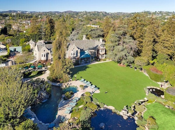 pic What Happened To The Playboy Mansion Employees the playboy mansion the full story of
