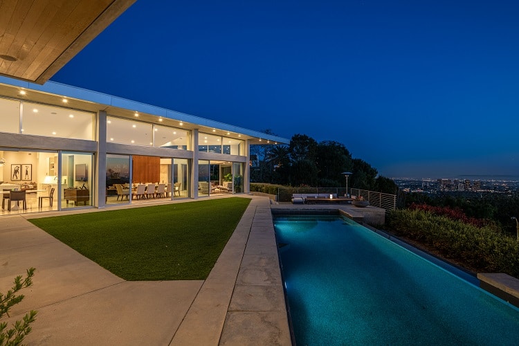 Luxury home for sale in Beverly Hills, CA