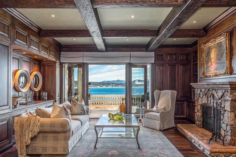 Luxury coastline home for sale in Pebble Beach, CA