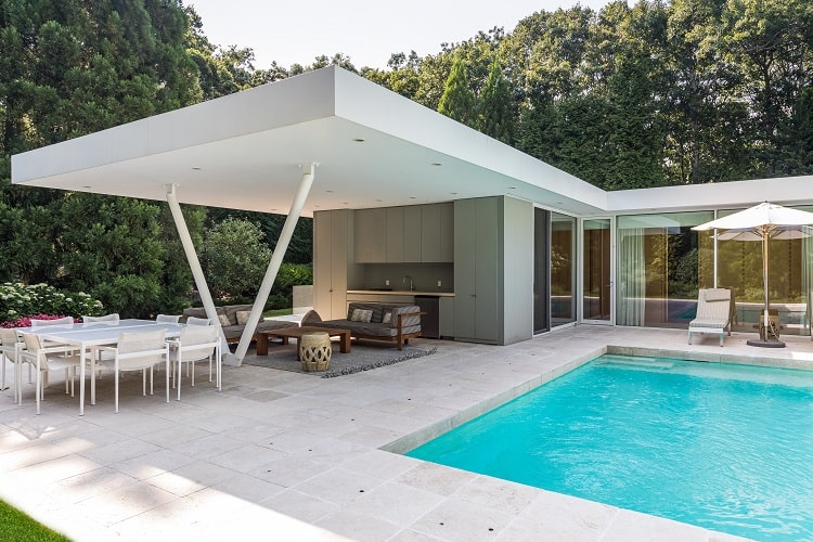 Shigeru Ban-designed home in Long Island, NY