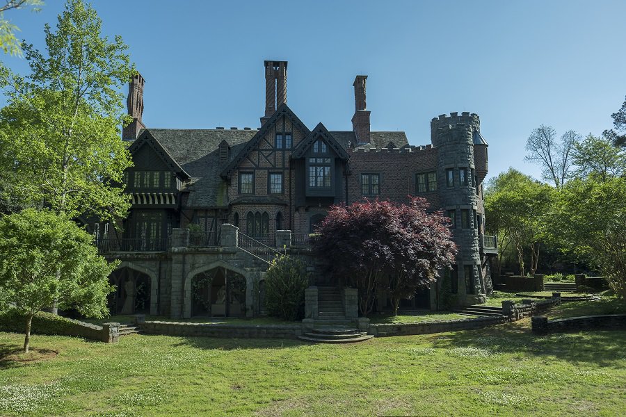 real mansion from haunting of hill house