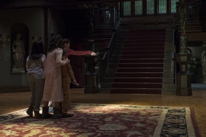 Is It Real? The Creepy Mansion in ‘The Haunting of Hill House’