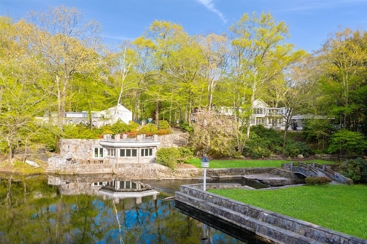 river run estate in connecticut