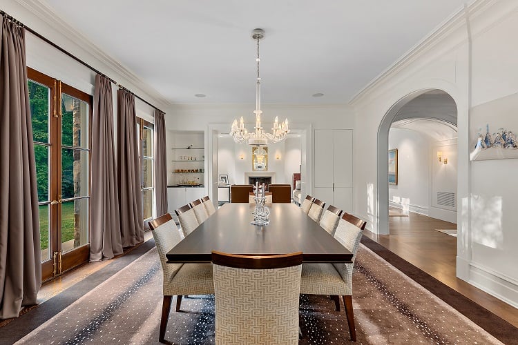 beautiful dining room