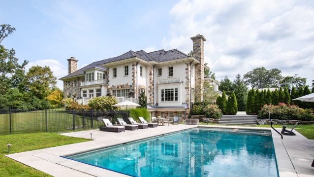 elegant luxury home in scarsdale