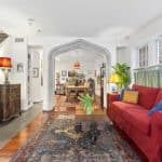 beautiful-arched-living-room-in-pre-war-Brooklyn-townhouse