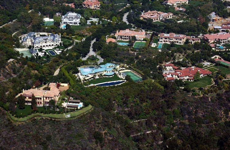 Aerial view of North Beverly Park
