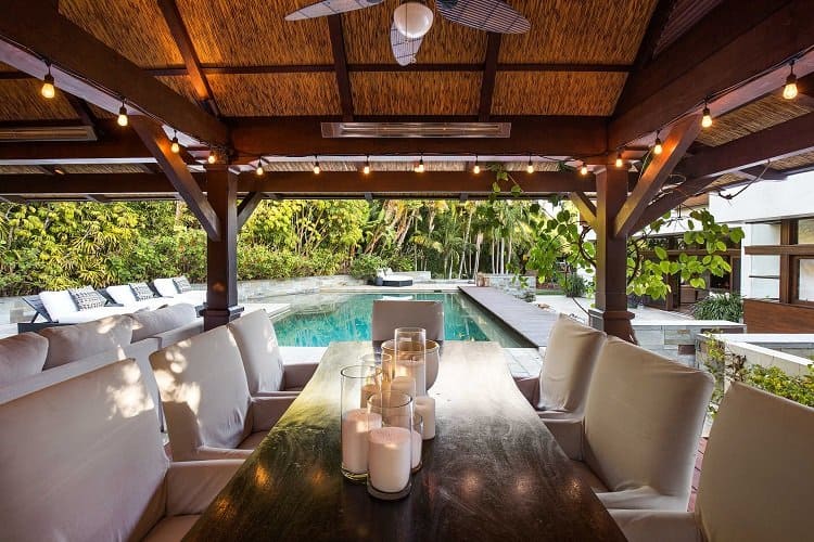 outdoor lounge and alfresco dining area in matt damon's $21 million house