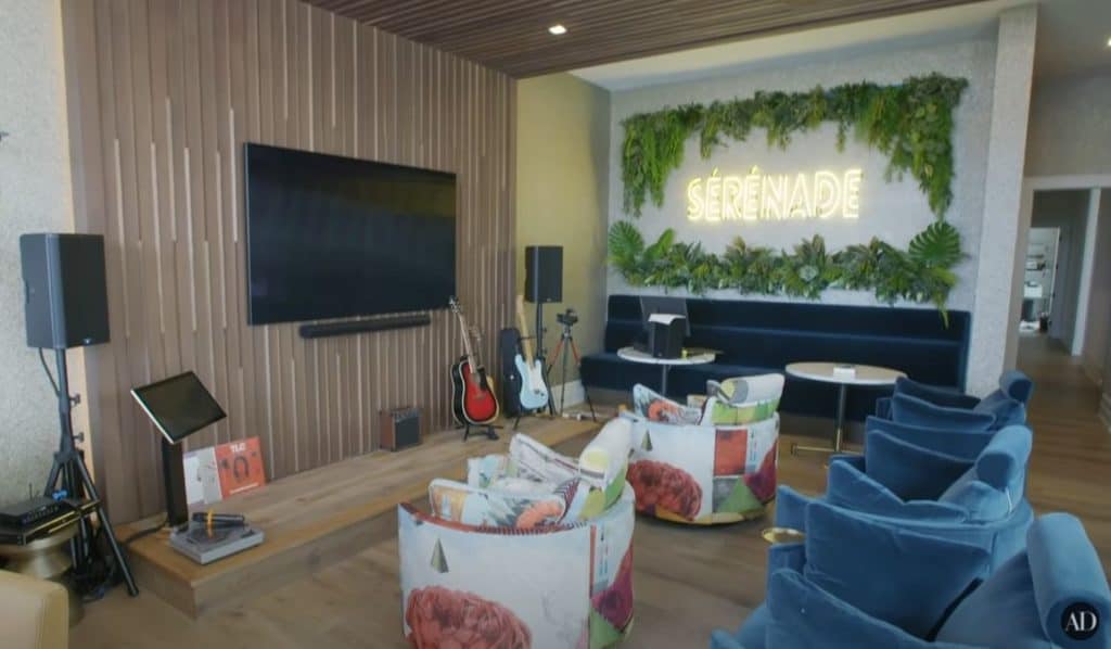 serena williams' karaoke room in her florida home