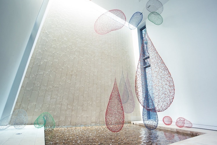 inside the waterfall mansion gallery