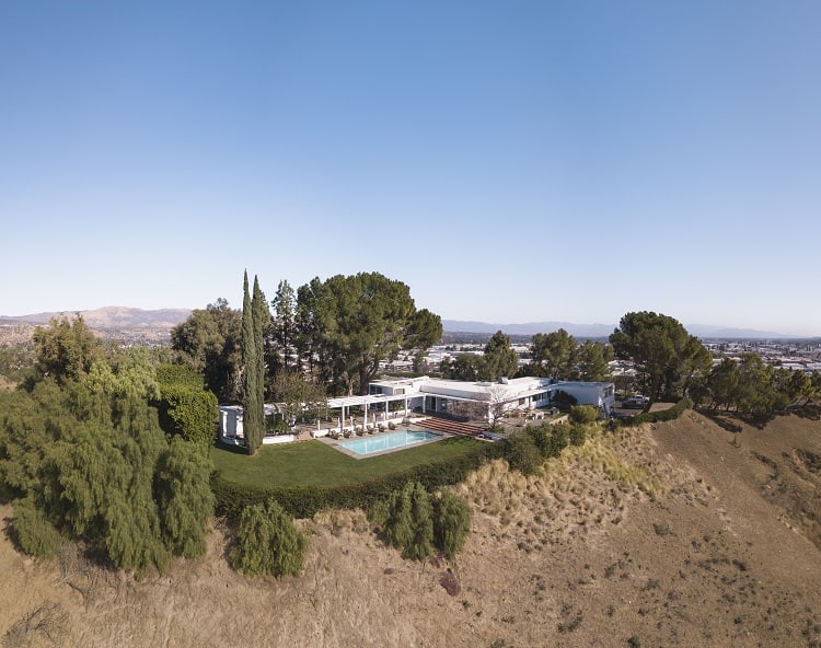 Frank Sinatra's former home is perched on a private hilltop promontory high above the 1,325-acre Chatsworth Preserve.