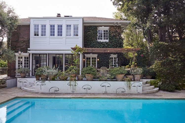 exterior of vanessa hudgens' house and the outdoor pool
