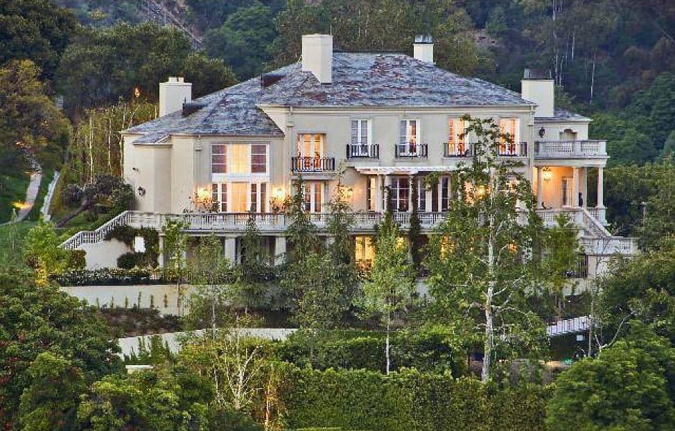 Elon Musk's house in Bel-Air sold for a whopping $29 million. 