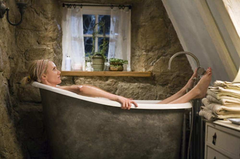 Amanda taking a bath in Iris' cottage in The Holiday.