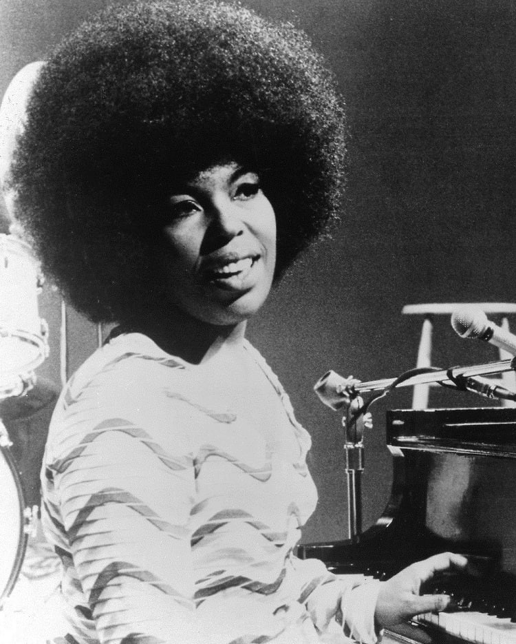 Roberta Flack, resident of the Dakota