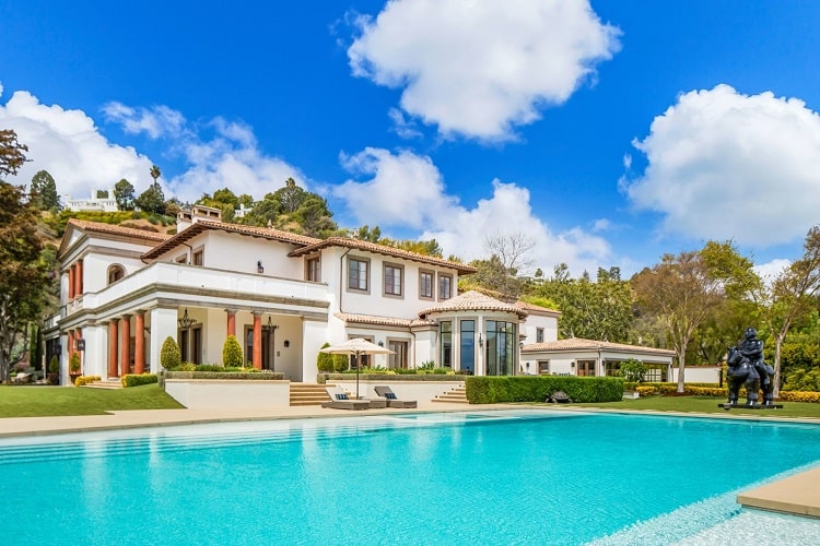 pool view of Adele's house in Los Angeles