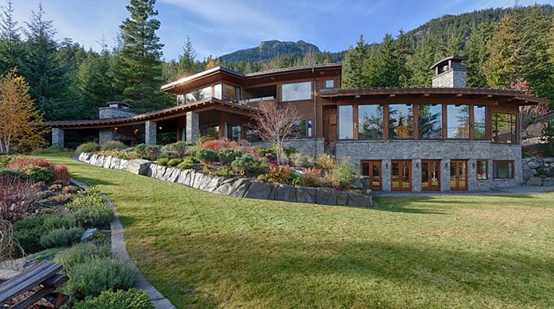 Sarah McLachlan former house in Whistler