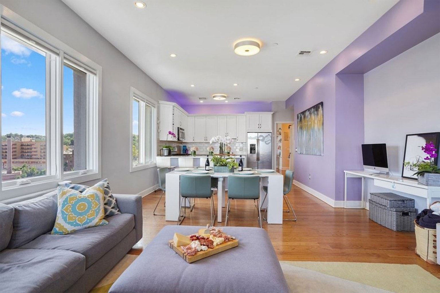 Pete Davidson now lives in this bright and airy luxury condo that's right next to the water. 