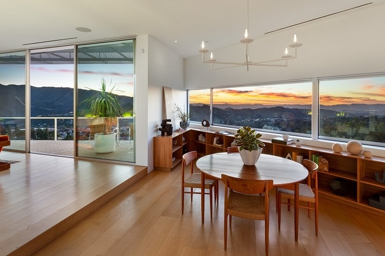 Elegant living room of a modern house 