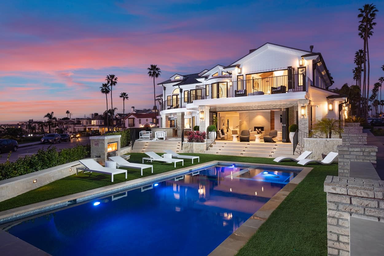 The Island House, a luxury property in Corona Del Mar, California