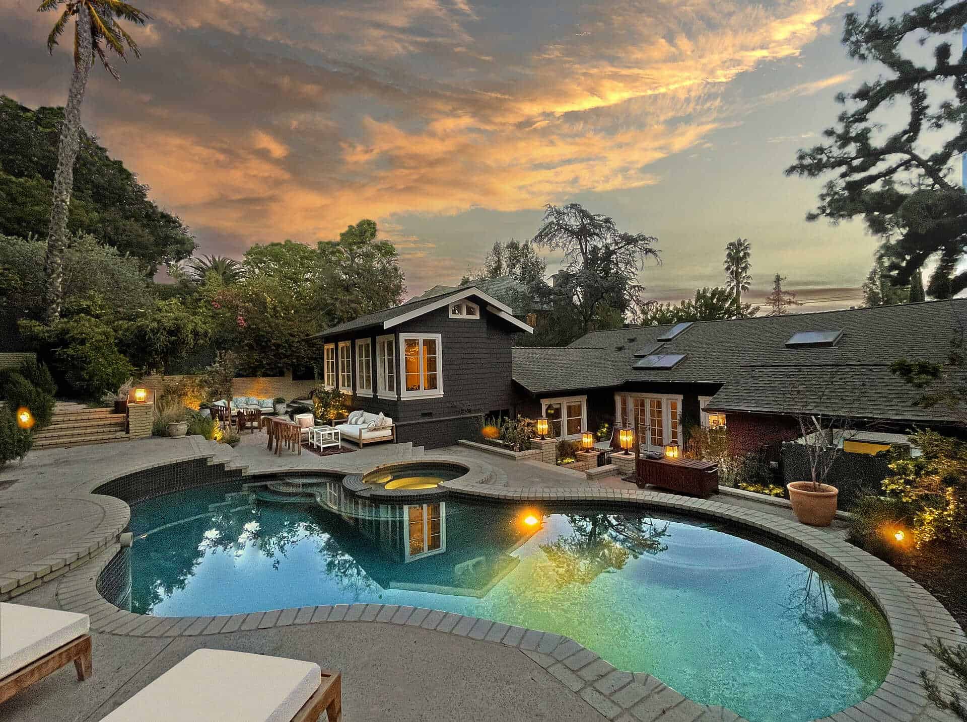 California Craftsman house built at the height of the Arts and Crafts movement