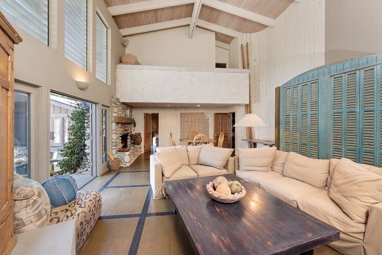 living room of a guest house on actress Linda Grey's property