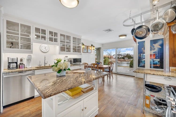 the kitchen of Nile Rodgers' house 